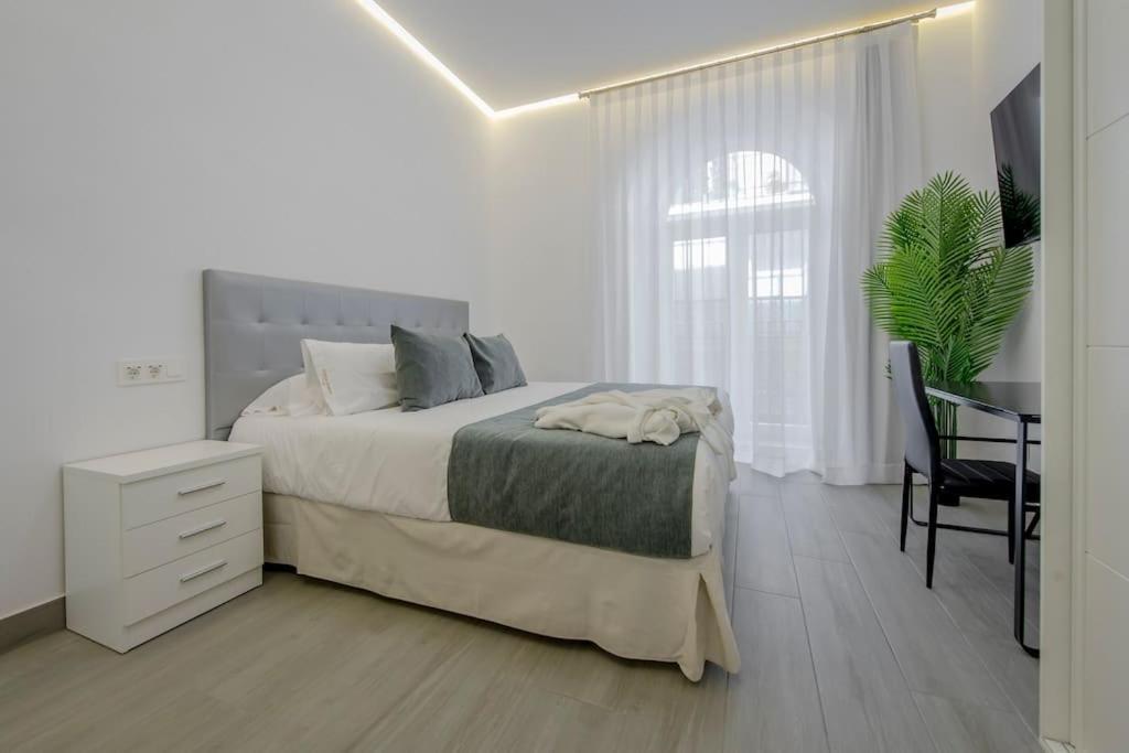Suara Apartamentos 2 Madrid Exterior photo