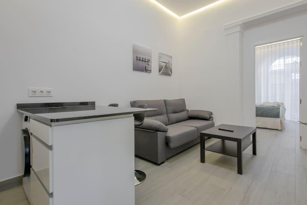 Suara Apartamentos 2 Madrid Exterior photo