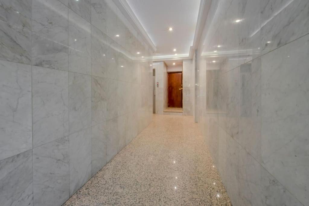 Suara Apartamentos 2 Madrid Exterior photo